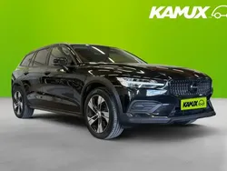 Svart Begagnad 2020 Volvo V60 CC Kombi | 319 700 kr (Lite dyr)