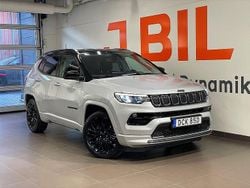 Grå Begagnad 2022 Jeep Compass SUV | 319 900 kr (Marknadspris)