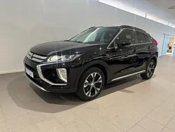 Svart Begagnad 2018 Mitsubishi Eclipse Cross SUV | 184 500 kr (Marknadspris)