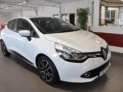 Vit Begagnad 2015 Renault Clio IV Dynamique Halvkombi | 97 500 kr (Lite dyr)