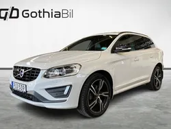 Vit Begagnad 2017 Volvo XC60 R-Design Momentum SUV | 259 900 kr (Marknadspris)