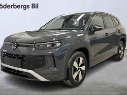 Grå Ny 2025 VW Tayron Life SUV | 399 000 kr (Superpris)
