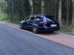 Blå Begagnad 2006 VW Passat Comfortline Kombi | 30 000 kr
