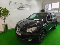 Svart Begagnad 2012 Nissan Qashqai SUV | 105 900 kr (Marknadspris)