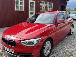 Röd Begagnad 2012 BMW 118 Sport Line Halvkombi | 75 000 kr (Marknadspris)