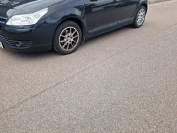 Svart Begagnad 2005 Citroën C4 Halvkombi | 21 000 kr