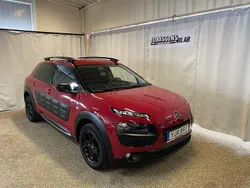 Röd Begagnad 2016 Citroën C4 Cactus PureTech Halvkombi | 89 000 kr (Marknadspris)