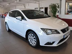Vit Begagnad 2015 Seat Leon Style Halvkombi | 118 500 kr (Lite dyr)