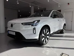 Vit Ny 2025 Volvo EX90 Ultra SUV | 1 109 900 kr (Marknadspris)