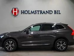 Grå Begagnad 2023 Volvo XC60 Core SUV | 399 800 kr (Superpris)