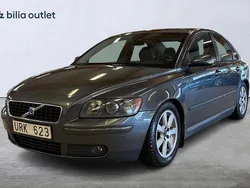 Grå Begagnad 2003 Volvo S40 Business Edition Sedan | 19 900 kr (Marknadspris)