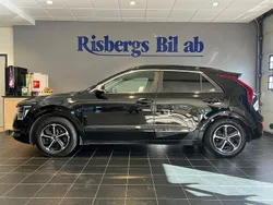 Svart Begagnad 2022 Kia Niro Advance SUV | 289 900 kr (Lite dyr)