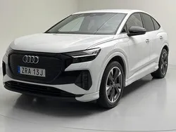 Vit Begagnad 2023 Audi Q4 e-tron Advanced SUV | 310 000 kr (Superpris)