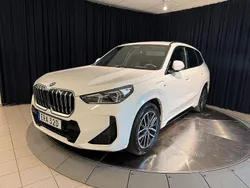 Vit Begagnad 2023 BMW X1 M Sport SUV | 519 000 kr (Marknadspris)