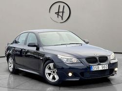 Mörkblå Begagnad 2008 BMW 530 M Sport Sedan | 75 000 kr
