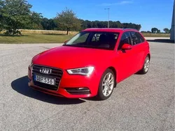 Röd Begagnad 2014 Audi A3 Sportback Ambition Halvkombi | 129 000 kr