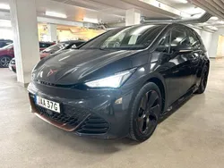 Mörkgrå (quasar grey metallic) Begagnad 2022 Cupra Born Halvkombi | 220 000 kr (Superpris)