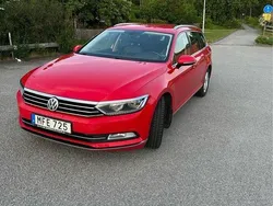 Röd Begagnad 2016 VW Passat Kombi | 70 000 kr (Marknadspris)