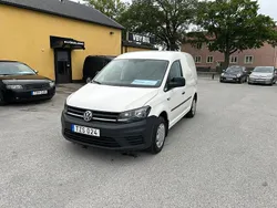 Vit Begagnad 2016 VW Caddy Minibuss | 99 000 kr (Marknadspris)