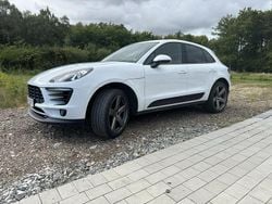 Vit Begagnad 2017 Porsche Macan SUV | 295 000 kr (Marknadspris)