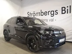 Svart Begagnad 2024 VW Tiguan R-line SUV | 539 000 kr