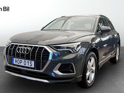 Grå Begagnad 2020 Audi Q3 Advanced SUV | 309 000 kr (Marknadspris)