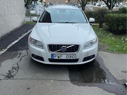 Vit Begagnad 2012 Volvo V70 Momentum Kombi | 74 999 kr (Bra pris)