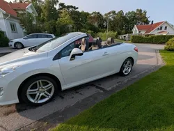 Vit Begagnad 2010 Peugeot 308 CC Cab | 95 000 kr (Marknadspris)