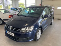Mörkblå Begagnad 2015 VW Sharan Minibuss | 189 500 kr (Bra pris)