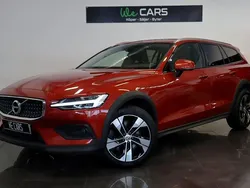 Begagnad 2022 Volvo V60 CC Kombi | 369 900 kr (Marknadspris)