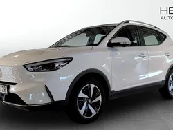 Vit (white) Begagnad 2022 MG ZS Luxury Sedan | 254 900 kr (Bra pris)