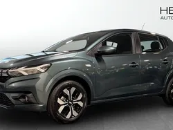 Grön (green) Ny 2024 Dacia Sandero Expression Halvkombi | 189 900 kr (Bra pris)
