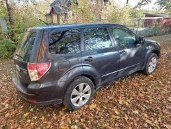 Grå Begagnad 2010 Subaru Forester SUV | 17 000 kr (Marknadspris)
