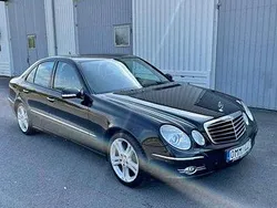 Svart Begagnad 2007 Mercedes E200 Avantgarde Sedan | 75 000 kr (Marknadspris)