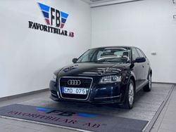 Svart Begagnad 2011 Audi A3 Sportback Attraction Halvkombi | 73 000 kr (Marknadspris)