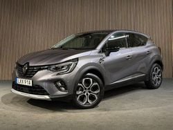 Grå Begagnad 2023 Renault Captur SUV | 184 400 kr (Marknadspris)