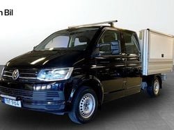 Svart Begagnad 2018 VW T6 Van | 319 900 kr