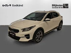 Vit Begagnad 2022 Kia XCeed Advance SUV | 269 900 kr (Marknadspris)