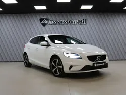 Vit Begagnad 2018 Volvo V40 Business Edition Kombi | 199 000 kr (Lite dyr)
