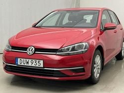Röd Begagnad 2018 VW Golf VII | 139 900 kr (Marknadspris)