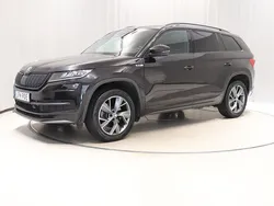 Svart (black magic pärleffekt me) Begagnad 2019 Skoda Kodiaq SportLine SUV | 278 800 kr (Marknadspris)