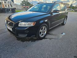 Svart Begagnad 2008 Volvo V50 Kinetic Kombi | 39 900 kr (Lite dyr)