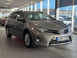 Brun Begagnad 2013 Toyota Auris Touring Sports Kombi | 99 900 kr (Lite dyr)