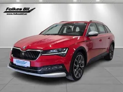 Röd Begagnad 2021 Skoda Superb Adventure Kombi | 349 000 kr (Marknadspris)