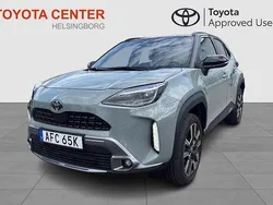 Grön Begagnad 2024 Toyota Yaris Cross Edition SUV | 369 900 kr (Lite dyr)