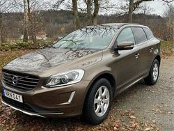 Brun Begagnad 2015 Volvo XC60 Momentum SUV | 184 000 kr (Lite dyr)