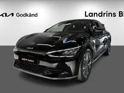 Svart Begagnad 2022 Kia EV6 3 SUV | 399 300 kr