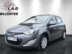 Ljusbrun Begagnad 2013 Hyundai i20 Premium Halvkombi | 114 800 kr (Marknadspris)