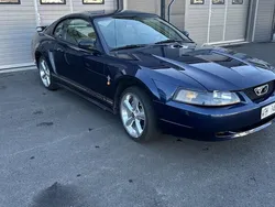 Blå Begagnad 2001 Ford Mustang Sportkupé | 35 000 kr (Superpris)