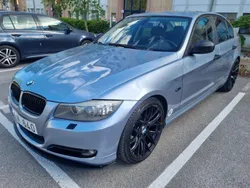 Blå Begagnad 2009 BMW 320 Comfort Edition Sedan | 82 000 kr (Marknadspris)